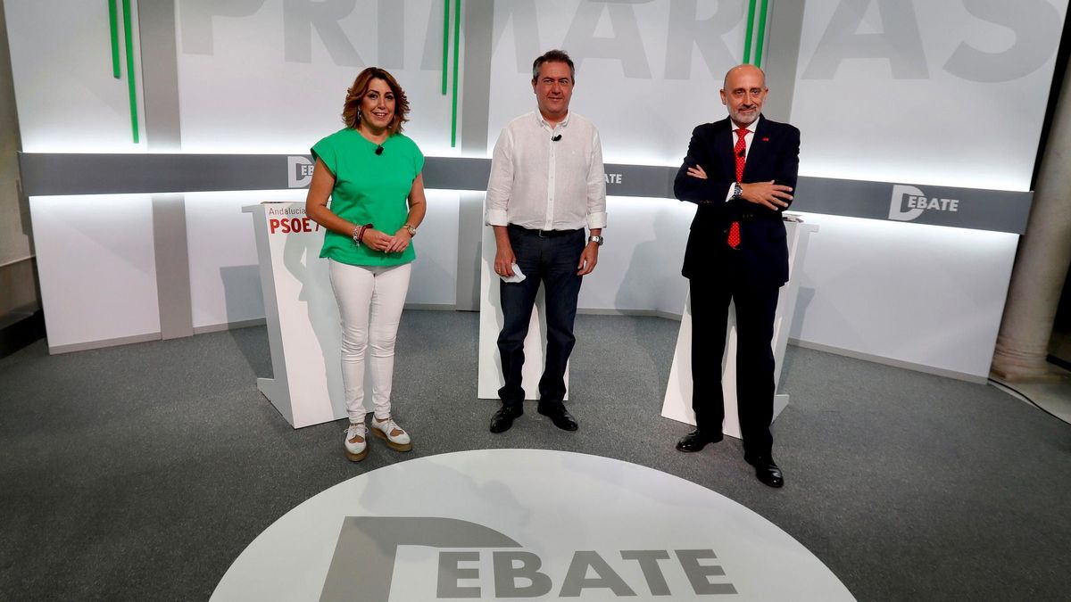 Susana Díaz, Juan Espadas y Luis Ángel Hierro posan antes del inicio del debate de las primarias del PSOEandaluz.