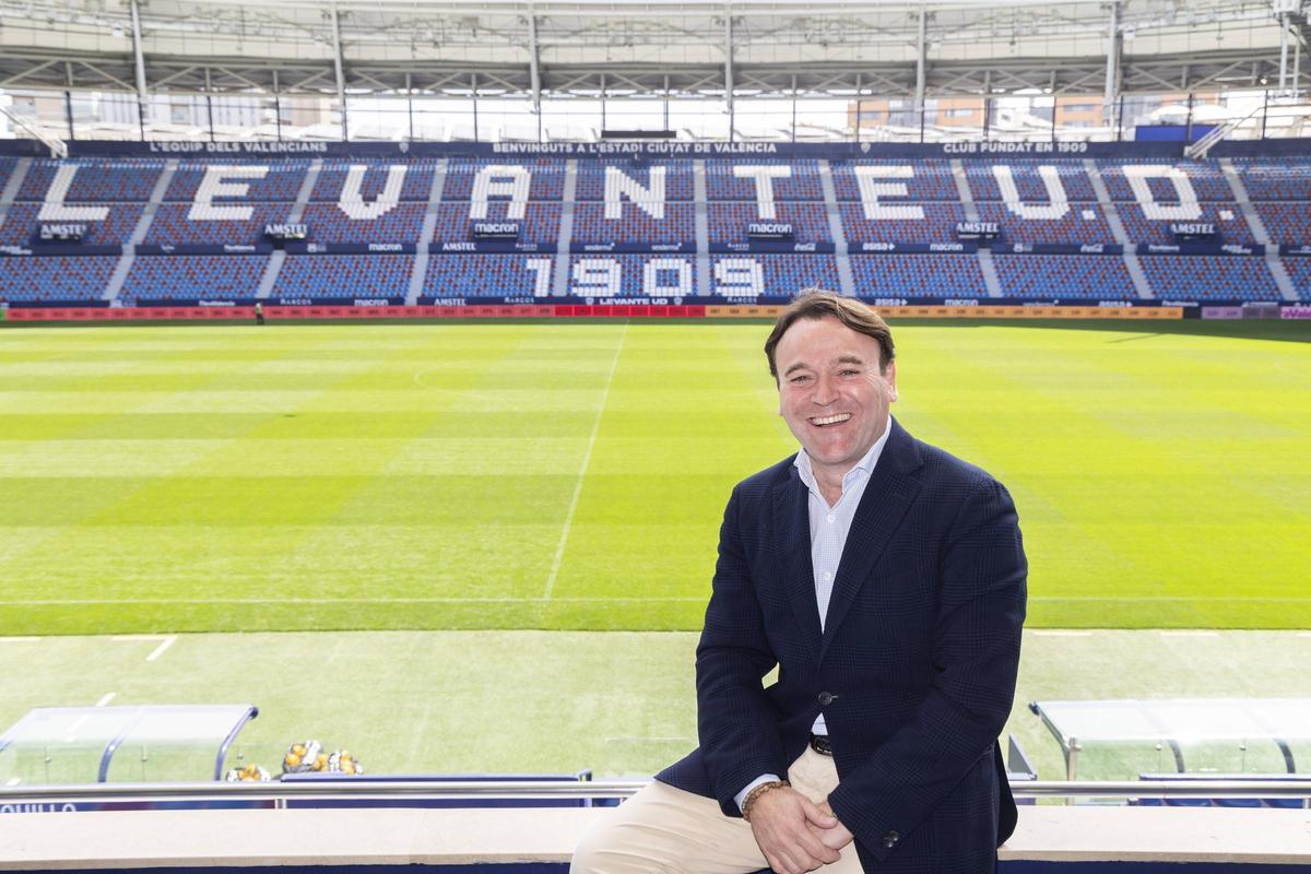 José Danvila, en el estadio Ciutat de València, el campo del Levante UD.