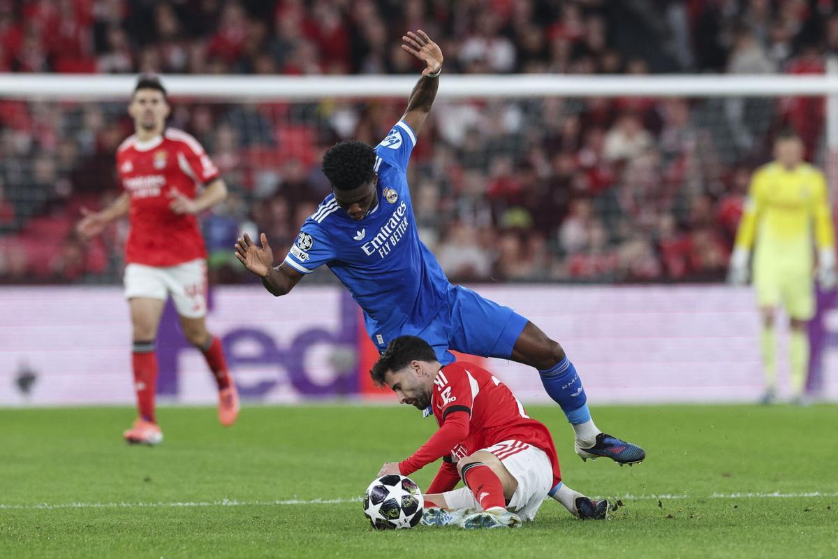 Imagen del partido de ida entre Benfica y Real Madrid