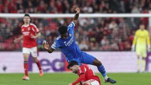 Lisbon (Portugal), 17/02/2026.- Benficas Rafa (R) fights for the ball with Real Madrids Aurelien Tchouameni during their UEFA Champions League play-off 1st leg match between Benfica and Real Madrid in Lisbon, Portugal, 17 February 2026. (Liga de Campeones, Lisboa) EFE/EPA/MIGUEL A. LOPES