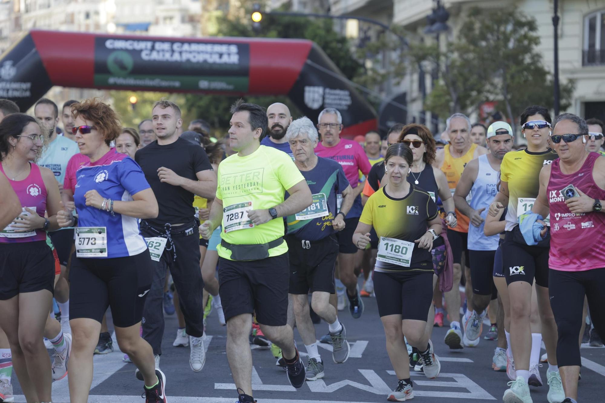 Asi ha sido la Volta a Peu de les Falles en València