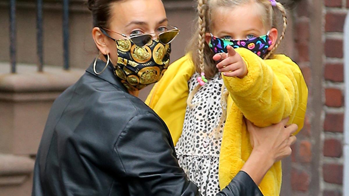 Irina Shayk y su hija Lea de Seine por las calles de Nueva York