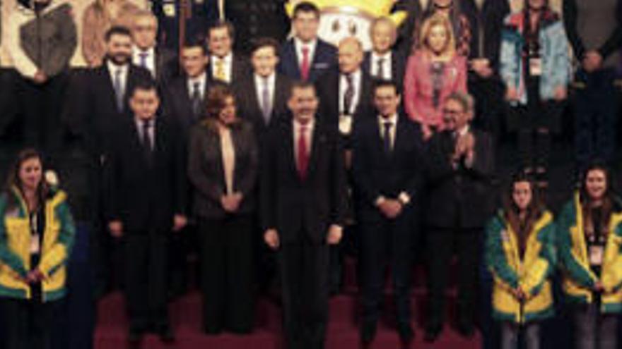 El Rey Felipe VI y Susana Díaz en la inauguración.