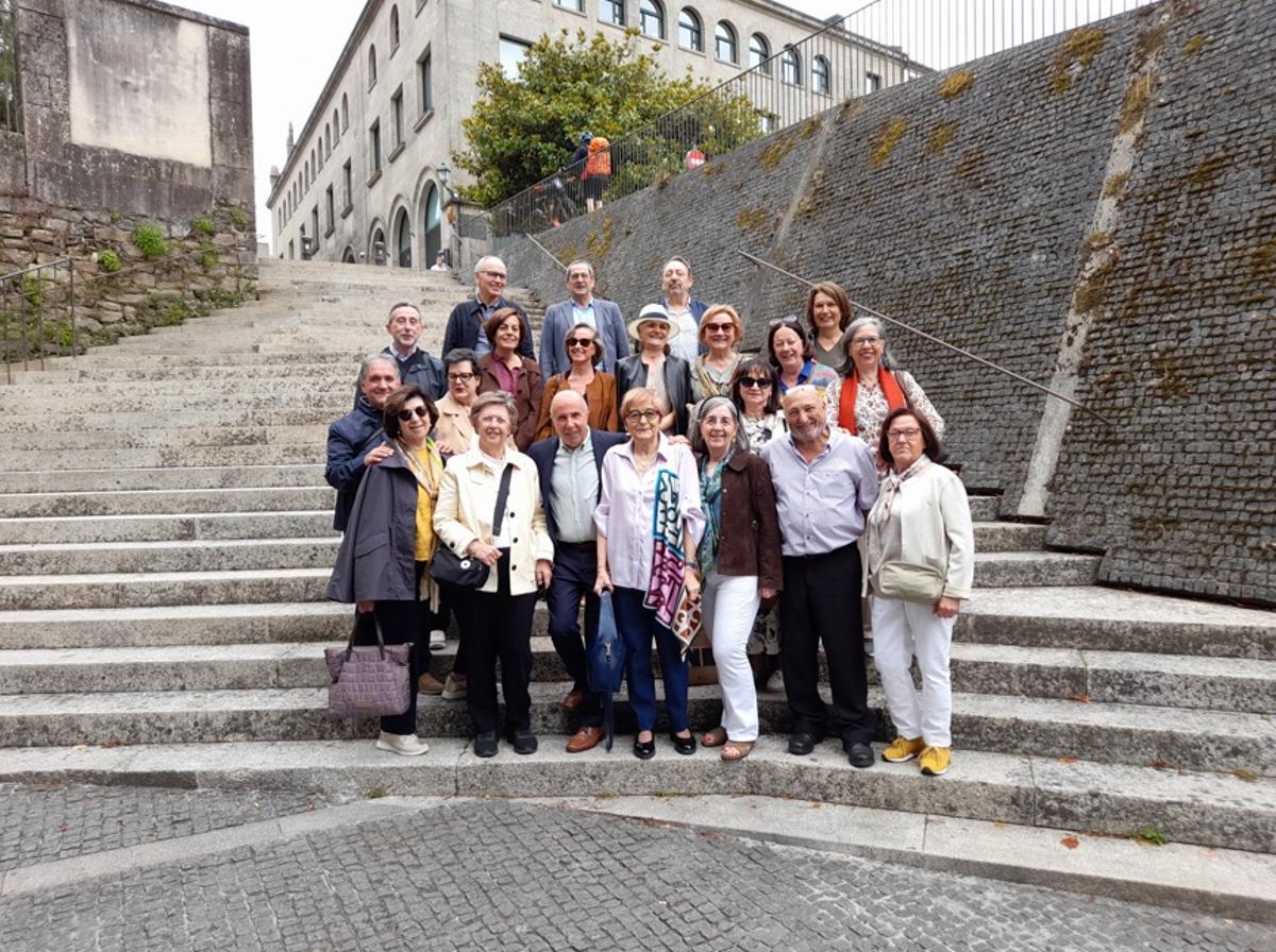 Comida de confraternización de  la promoción 1974-1979  de Filoloxía Románica de la  Universidade de Santiago de  Compostela (USC)