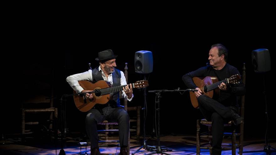 Fragmento del concierto inaugural del ciclo Guitarra desnuda en la XXII Bienal de Flamenco de Sevilla