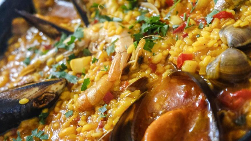 Tenerife’s Los Pinchitos Named Island’s Best Seafood Restaurant for 2025