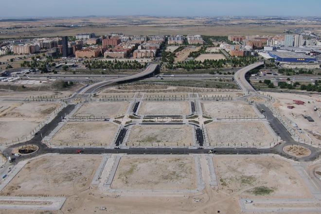 El recorte del INE, la demanda y el techo en los precios: los primeros déjà vu’ de la burbuja que asustan a las promotoras