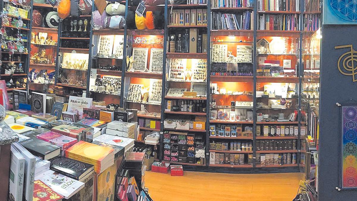 Interior de la librería Bohindra, en Madrid.