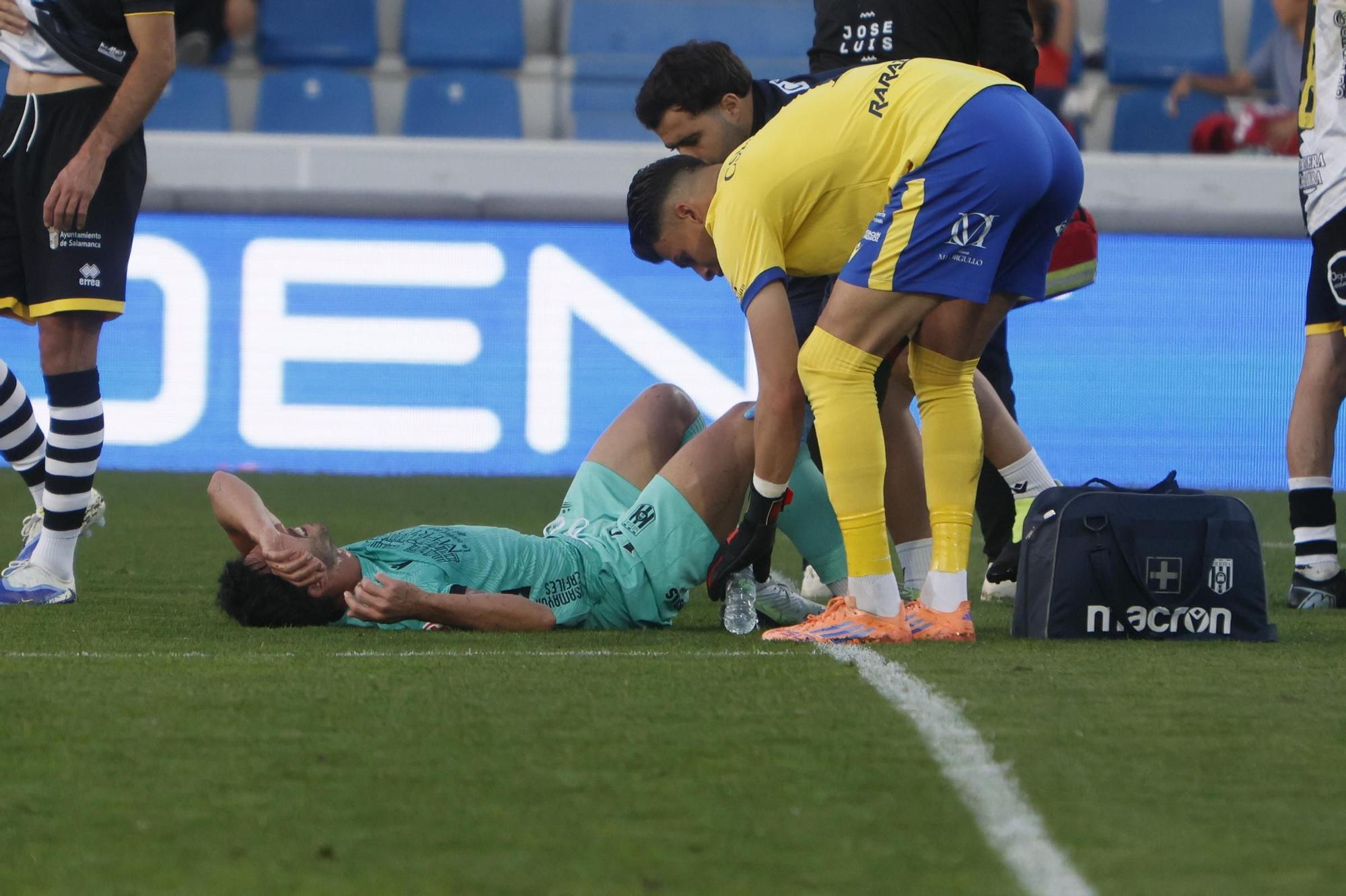 FOTOGALERÍA: Las imágenes de la derrota del Mérida en Salamanca (2-0)