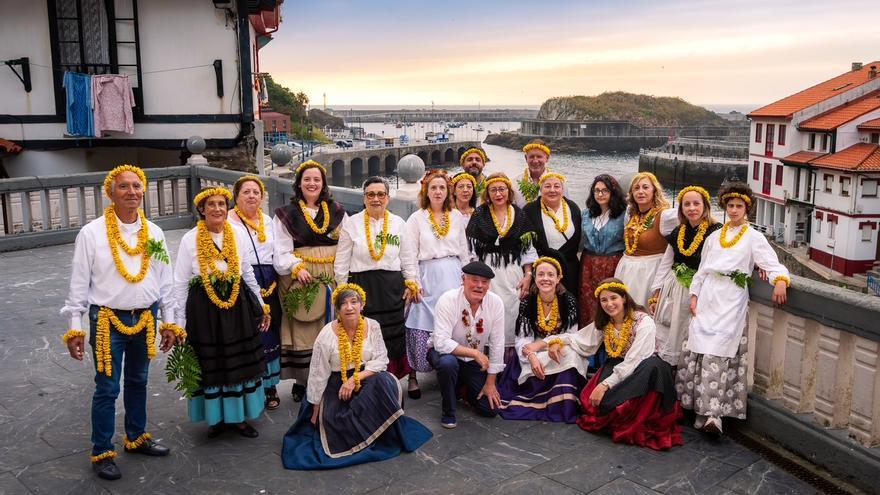 “Arduríu Pixuatu” recupera la tradición de la noche de San Juan