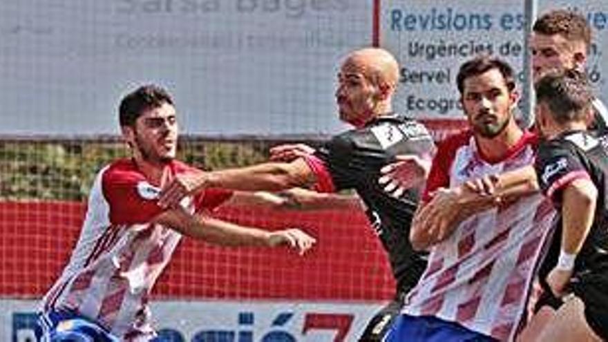 En la jornada passada, el Manresa va vèncer el Santfeliuenc (2-0)