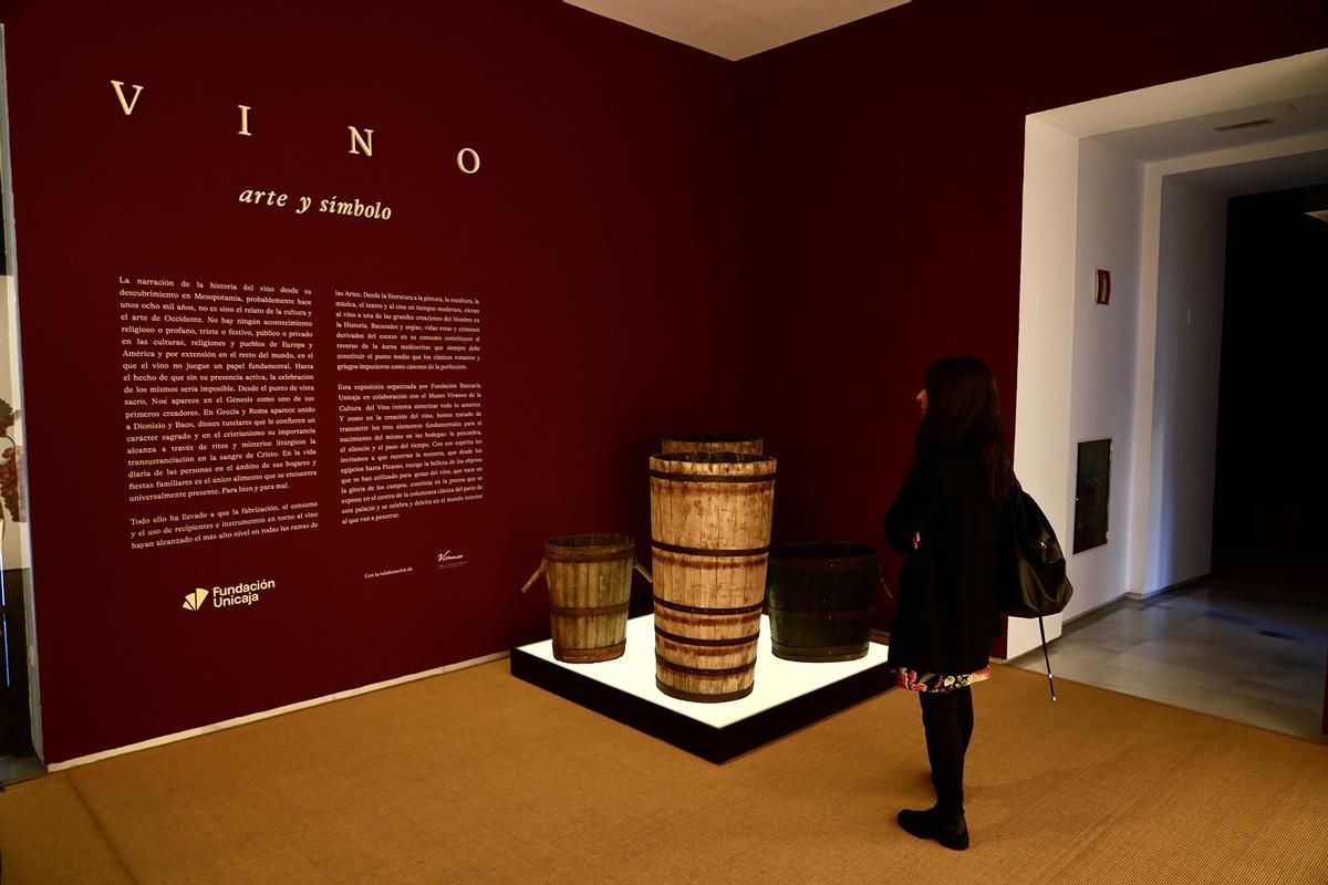 La exposición 'Vino. Arte y símbolo' puede verse en el Centro Cultural Fundación Unicaja de Málaga, en el Palacio del Obispo, hasta el sábado 21 de abril.