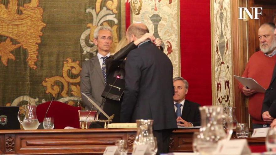 Toma de posesión de Miguel Castelló en el pleno de Alicante