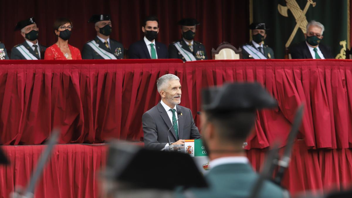 Parada militar y desfile de la Guardia Civil en Córdoba