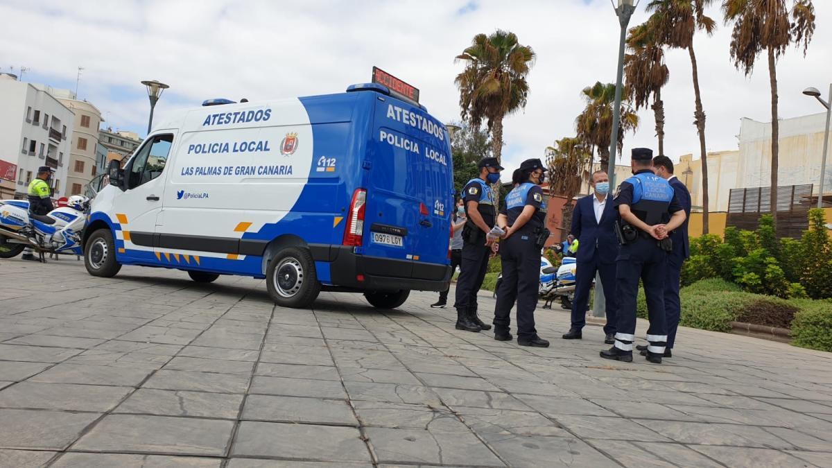 El Ayuntamiento amplía la flota de la Policía Local con un nuevo furgón de atestados