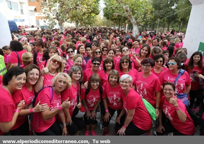 Marcha contra el cáncer de mama en Castellón