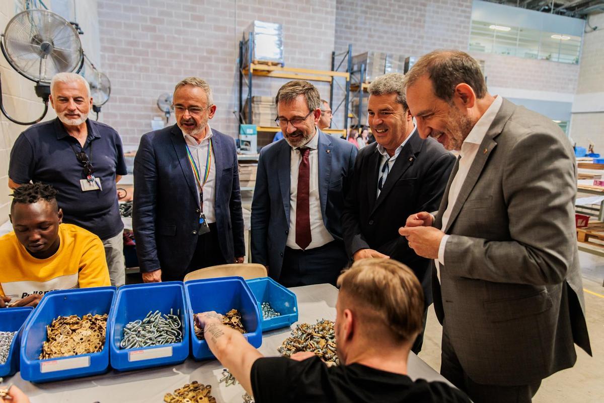 Los consellers Francesc Xavier Vila y Ramon Espadaler, durante su visita en el Centre Penitenciari de Joves de la Roca