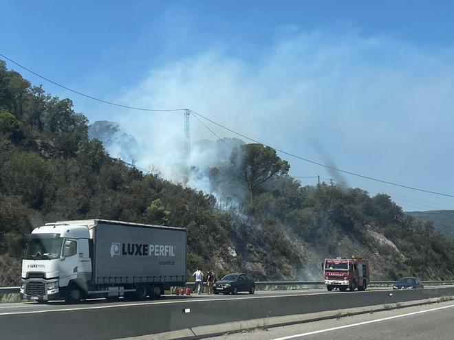 Calonge Incendi Enxampen un conductor llançant una burilla encesa per la finestra a ...