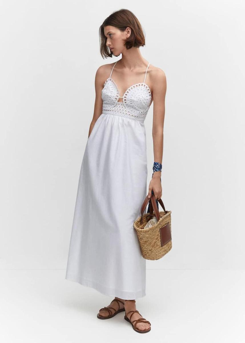 Vestido blanco escote bordado de Mango