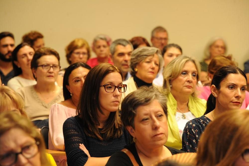 Presentación del libro "Historia de un canalla", d