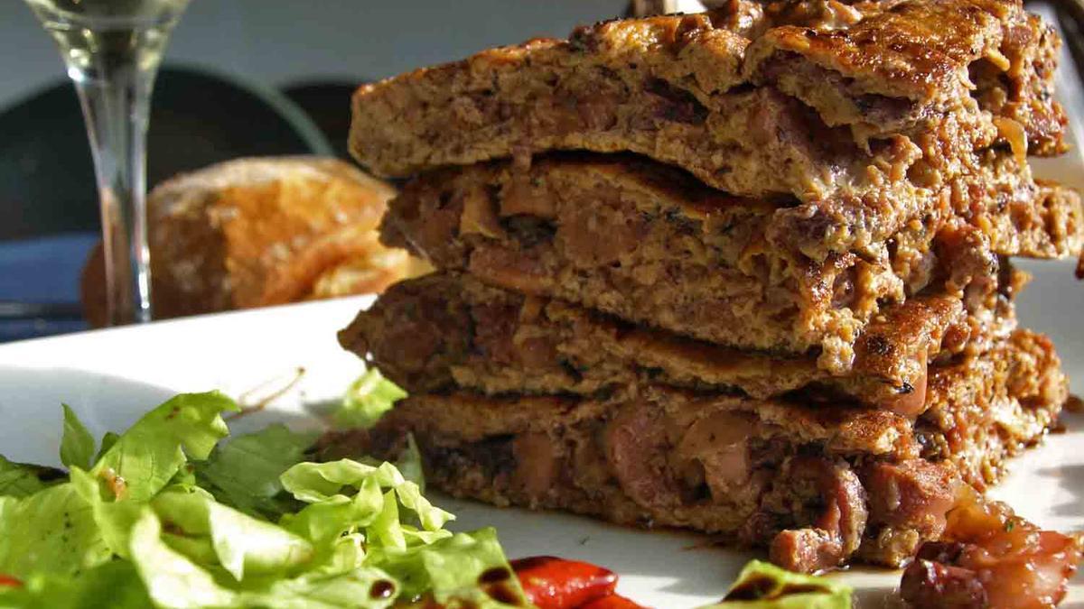 Tortilla de pulpo con ensalada