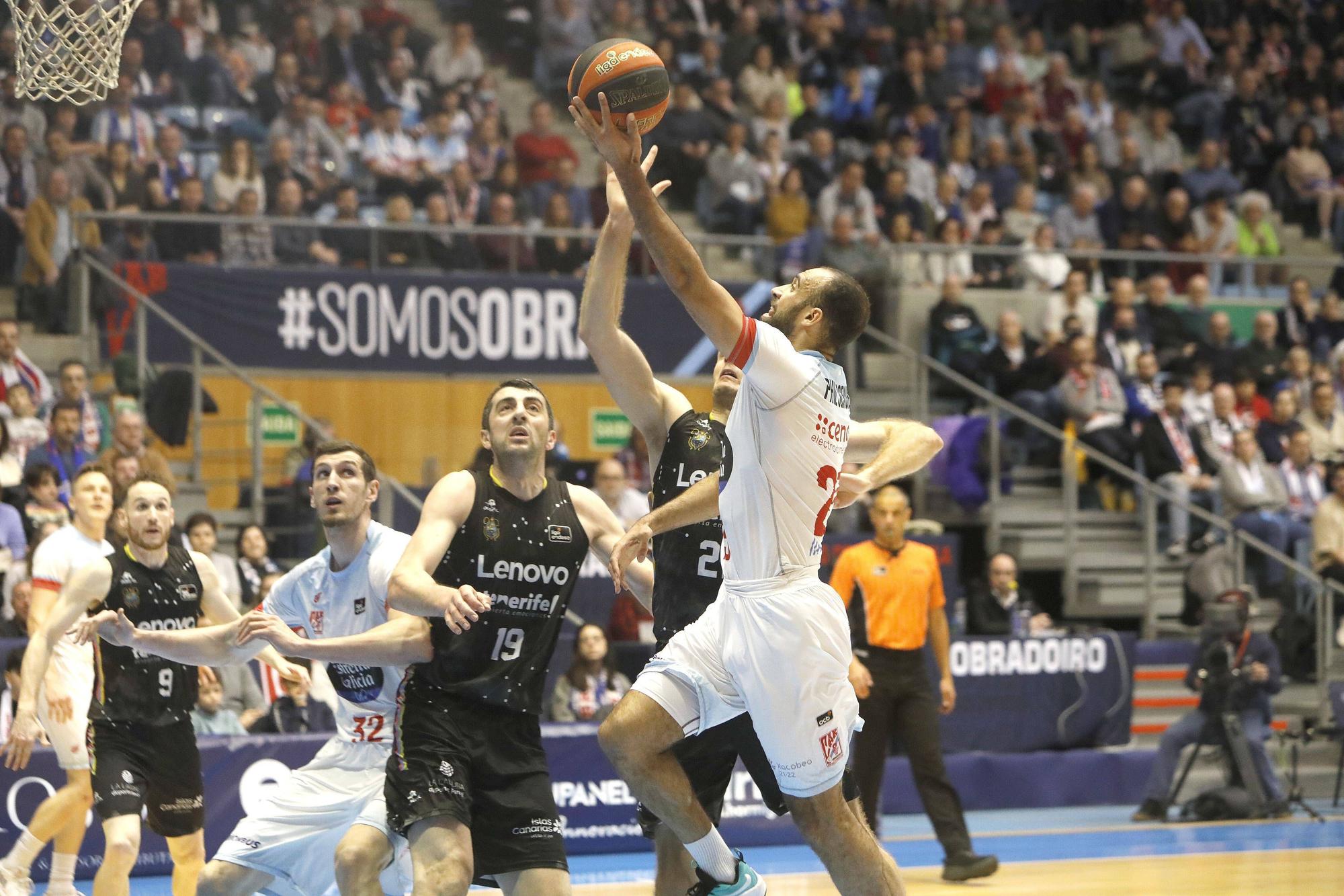 Las imágenes del partido Monbus Obradoiro vs Lenovo Tenerife