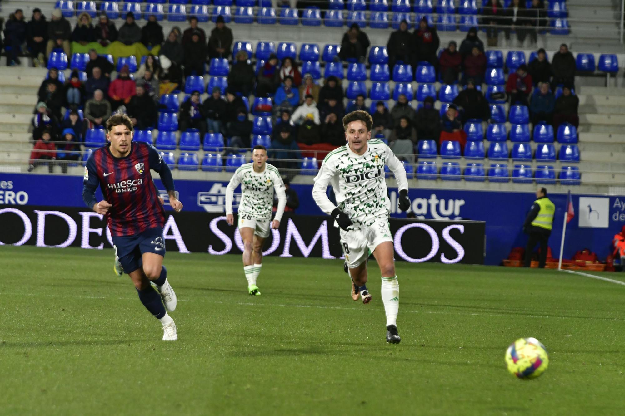 EN IMÁGENES: El partido entre el Real Oviedo y el Huesca