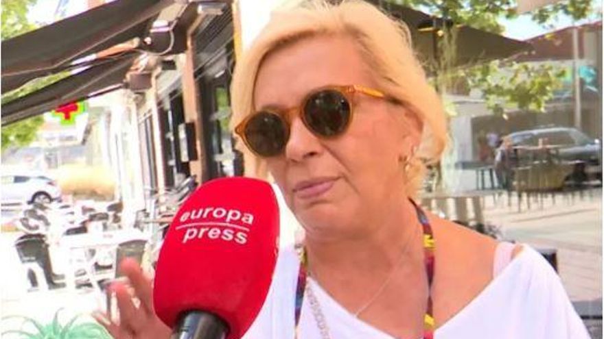 El error garrafal de Carmen Borrego que deja al descubierto la futura boda de su hijo: &quot;Yo soy feliz&quot;