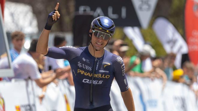 Marcel Camprubí, campeón de España absoluto en la primera victoria de su carrera