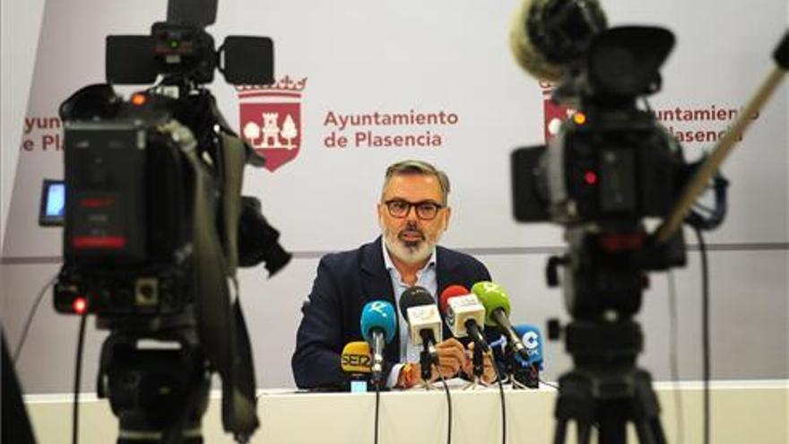 Pizarro pide que se condone a Plasencia la deuda de las huertas