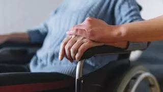 338 días, el tiempo medio de espera para las personas que solicitan una ayuda de dependencia