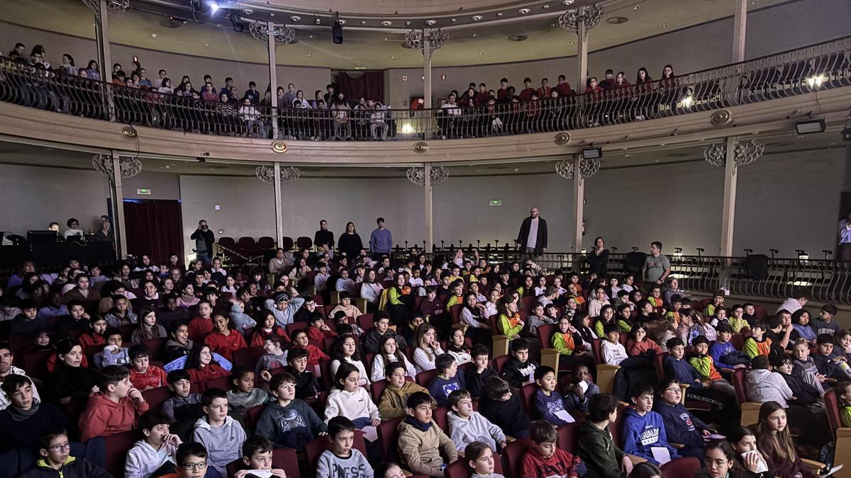La segona edició de l'STEM Day d'Igualada ha acollit uns 300 alumnes