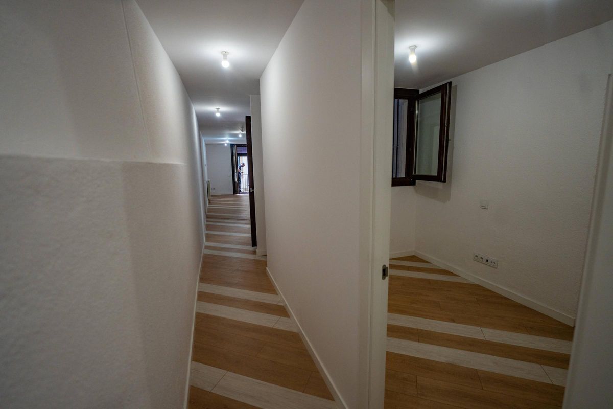 Así ha quedado una finca histórica del Raval rehabilitada como vivienda pública