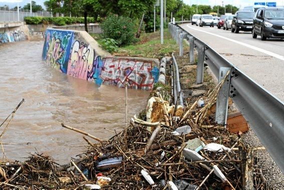 Der Sturzbach zum Portitxol Hafen