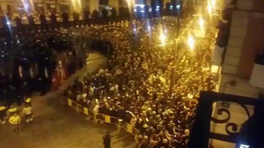 Alcoi canta su Himne de Festes