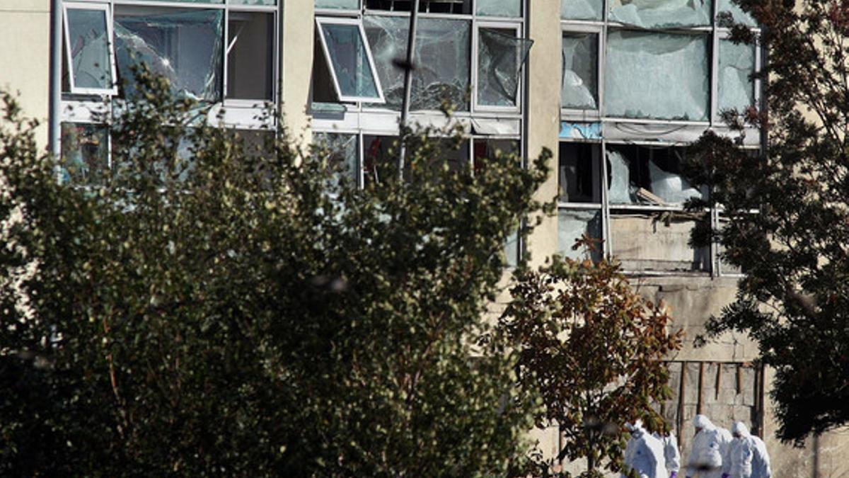 Un coche bomba ha causado daños en el Banco del Ulster.