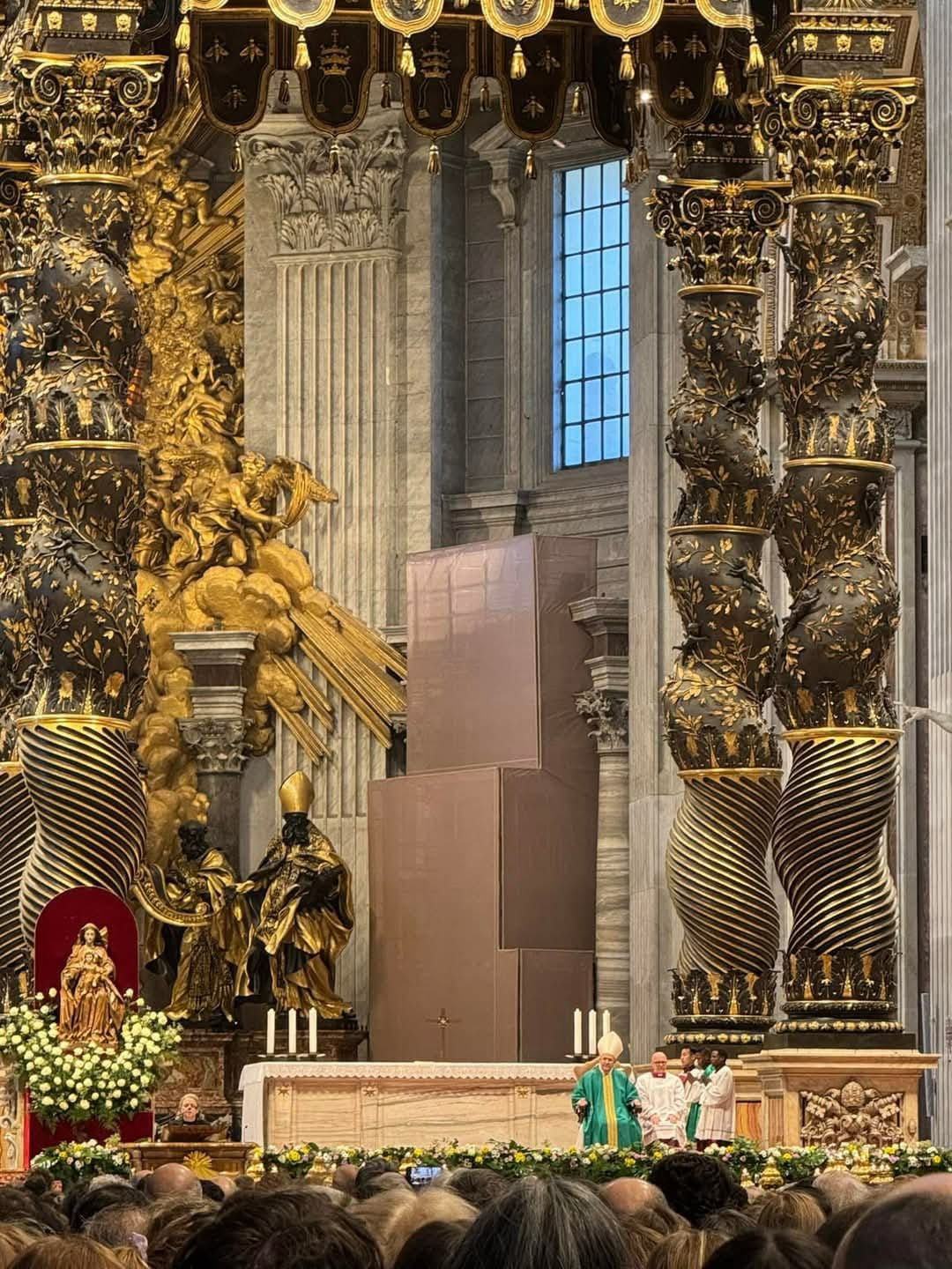 Alfombristas de Bueu en el jubileo de los artistas en el Vaticano