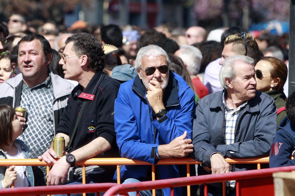 Búscate en la mascletà del 12 de marzo