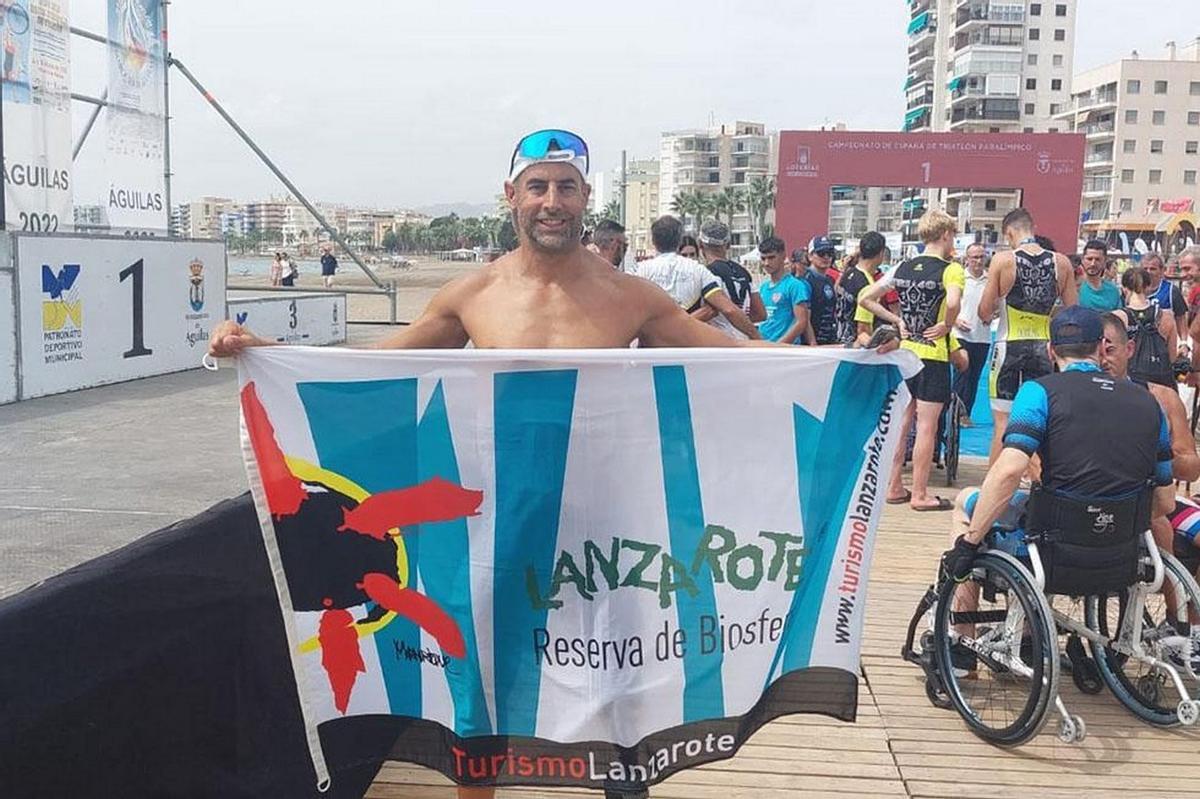 El Cabildo de Lanzarote felicita a Lionel Morales por el Campeonato de España.