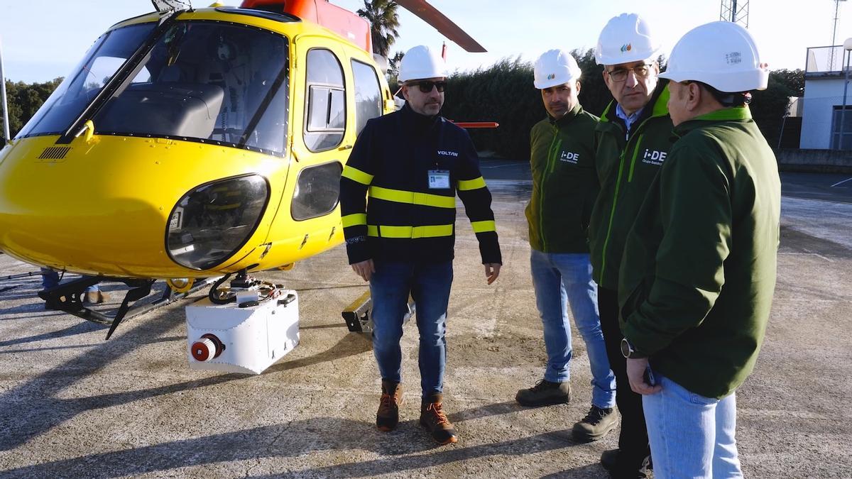 Iberdrola inspecciona en helicóptero 1.000 kilómetros de líneas eléctricas en Extremadura tras el paso de las borrascas