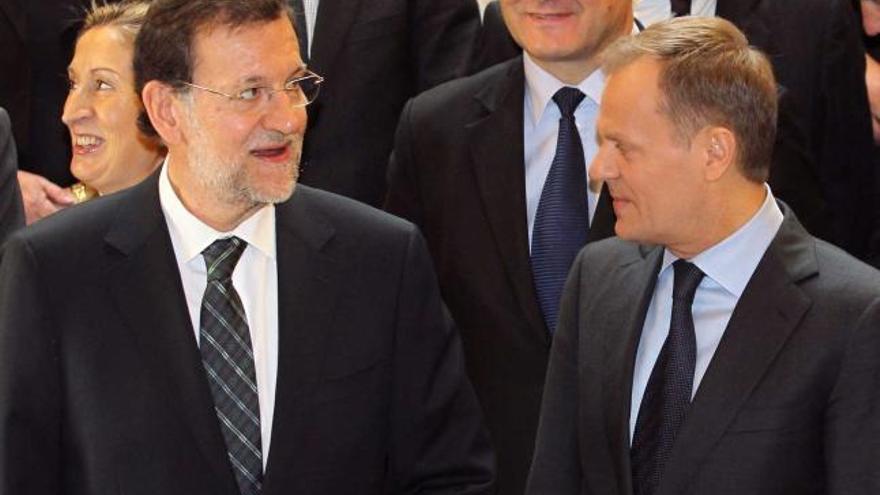 Mariano Rajoy, junto al primer ministro polaco, Donald Tusk, a la derecha.