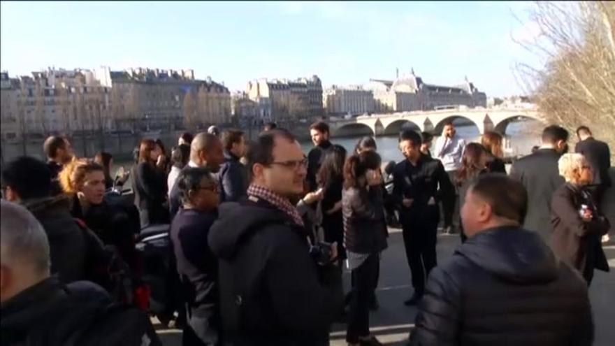 Detenido un individuo armado que atacó a un militar cerca del Louvre