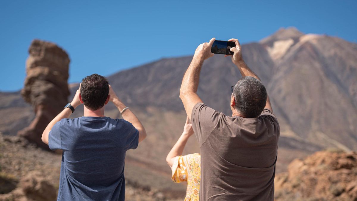 El Teide no aguanta más: el parque nacional de Tenerife recibe más de 1,4 millones de vehículos al año