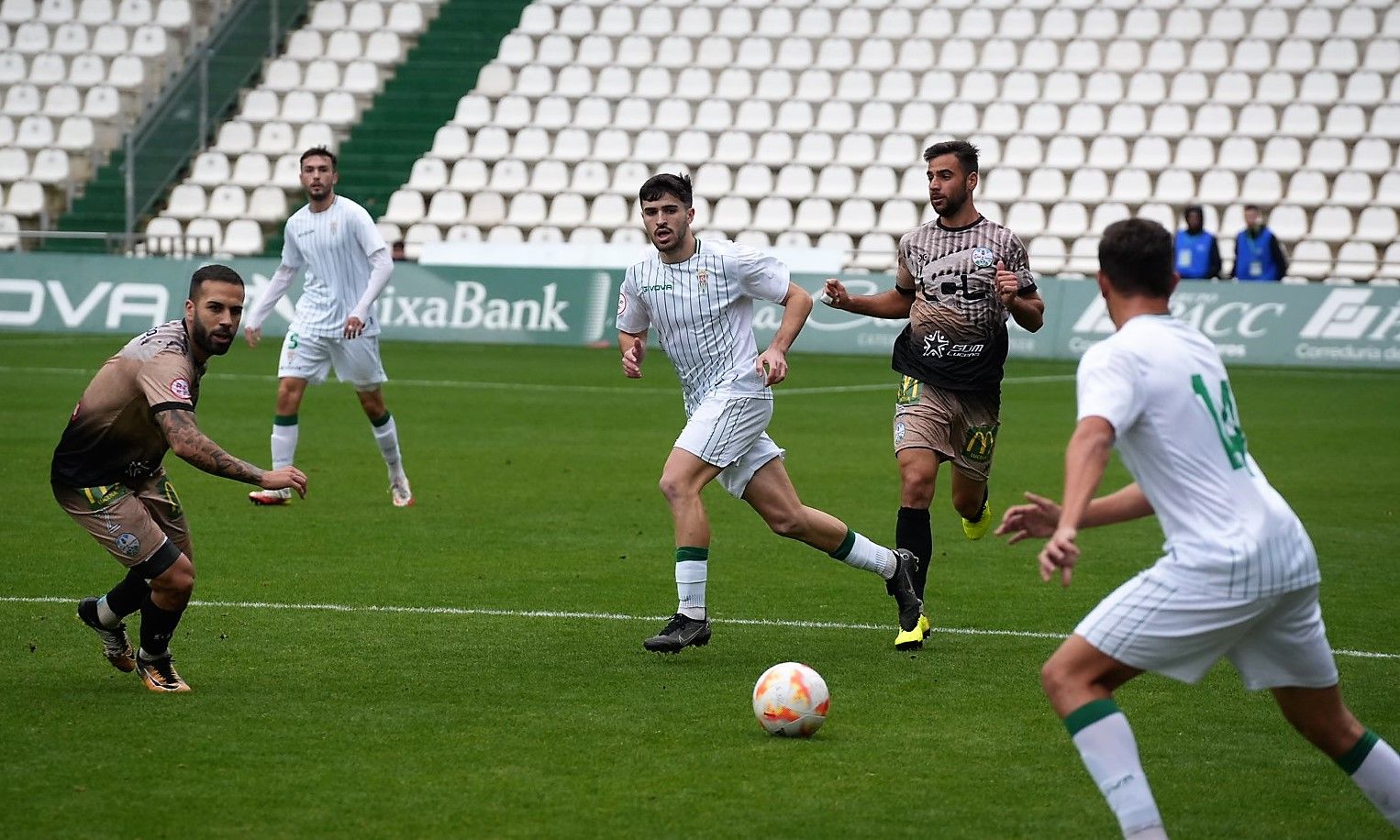 Las imágenes del Córdoba CF B-Ciudad de Lucena