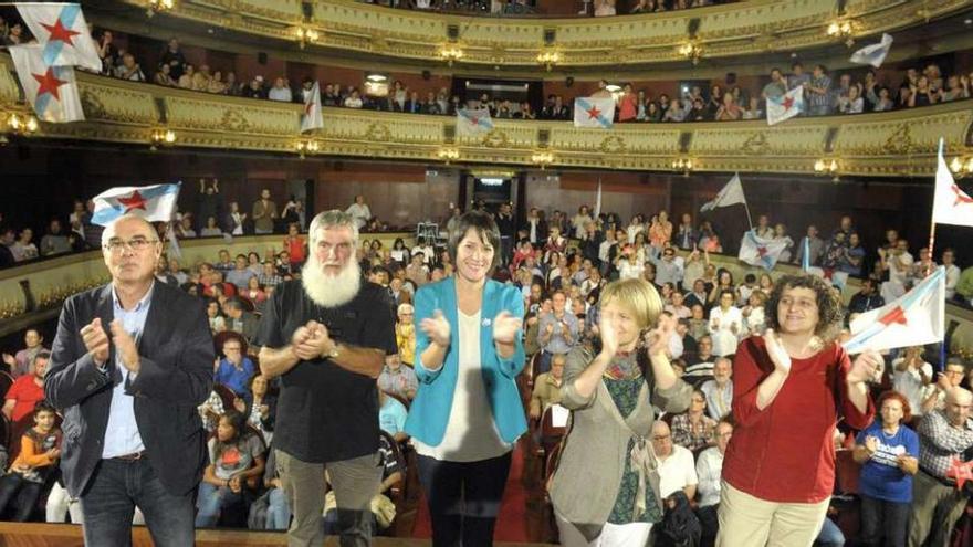 Jorquera, Rivas, Pontón, Bravo y Sanmartín, ayer, en el teatro Rosalía.