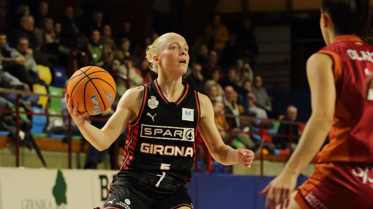 Holm amb la pilota controlada aquest vespre