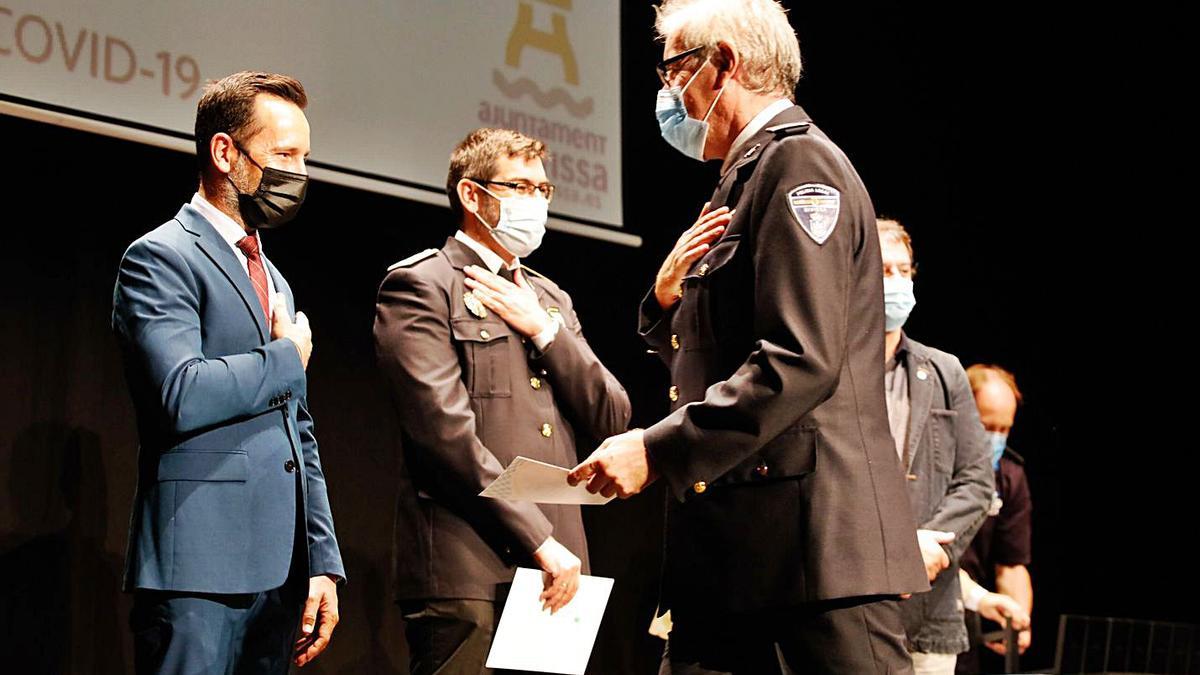 El homenaje a los agentes de la Policía Local de Ibiza tuvo lugar ayer en el auditorio de Can Ventosa.