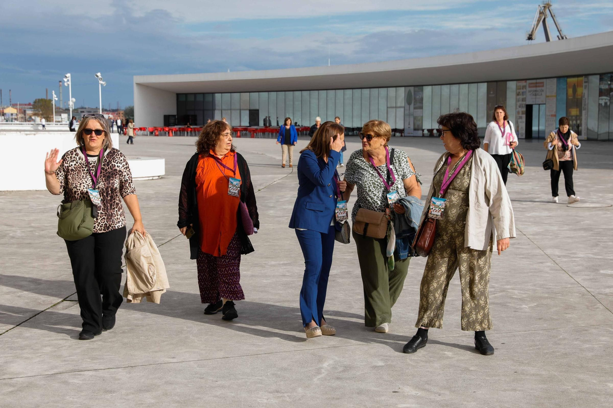 La Federación de Asociaciones de Mujeres Rurales celebra su 20º aniversario en el Centro Niemeyer.