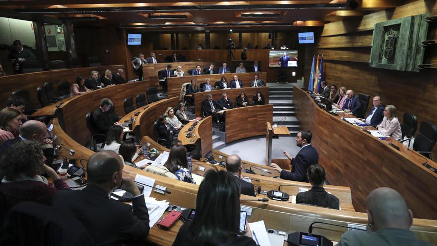 PP y Vox cargan contra Barbón por el vial de Jove: “Es el amnistiador del escarnio del ministerio de Transportes”