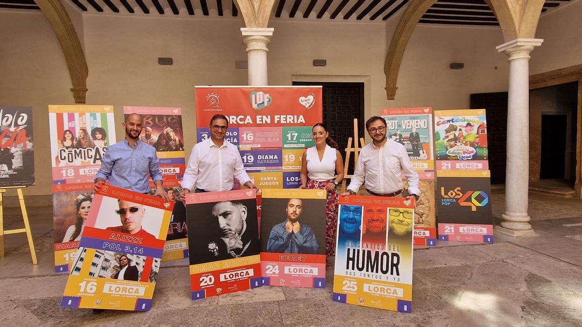 José Ángel Ponce, Diego José Mateos, Irene Jódar e Isidro Abellán, con los principales carteles de los conciertos de la Feria de septiembre, este viernes.